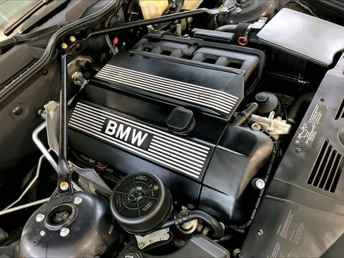 Used 2004 BMW Z4 3.0i RWD image 31