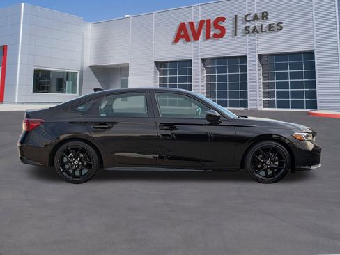 Used 2025 Honda Civic Sport image 5