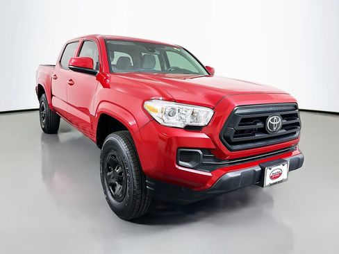 Used 2022 Toyota Tacoma SR image 3