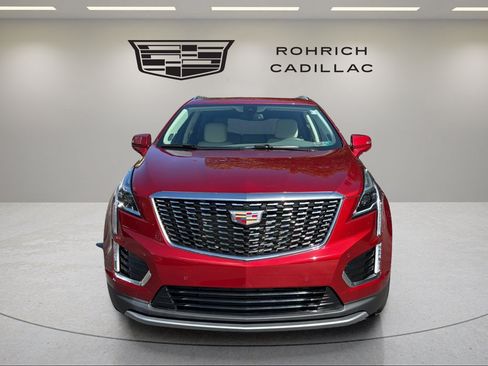 Certified 2024 Cadillac XT5 Premium Luxury AWD/4WD image 2