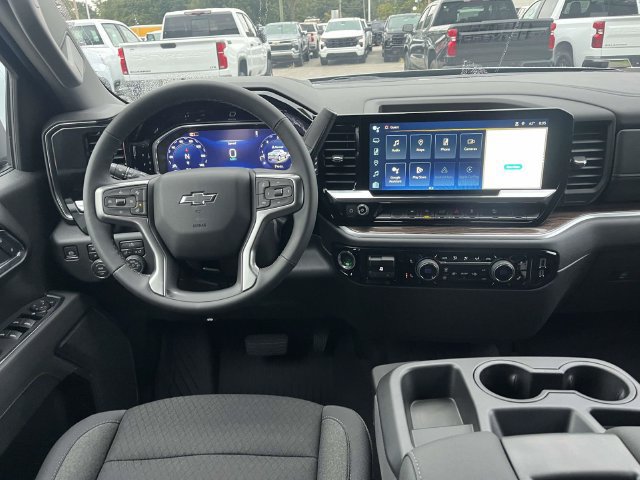 New 2026 Chevrolet Silverado 1500 RST w/ Z71 Off-Road Package AWD/4WD image 6
