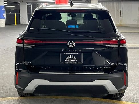 New 2026 Volkswagen Tiguan SE AWD/4WD image 34