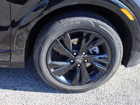 Used 2024 Buick Encore GX Sport Touring image 12