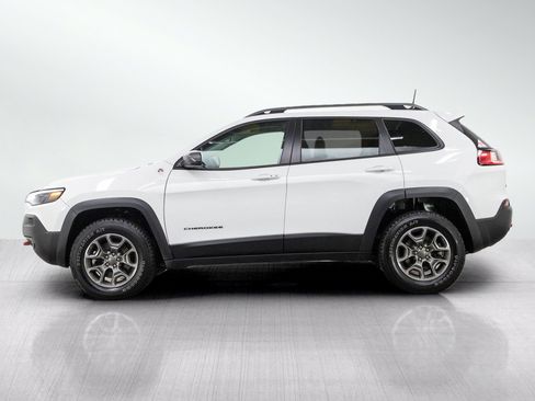 Used 2021 Jeep Cherokee Trailhawk AWD/4WD image 2