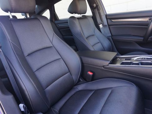 Used 2019 Honda Accord Sport image 18
