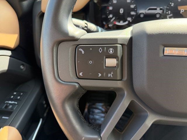 Used 2026 Land Rover Defender 110 X-Dynamic SE AWD/4WD image 22