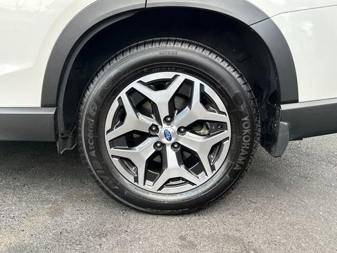 Used 2021 Subaru Forester Premium AWD/4WD image 27