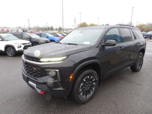 New 2026 Chevrolet Traverse Z71 w/ Enhanced Driving Package image 7