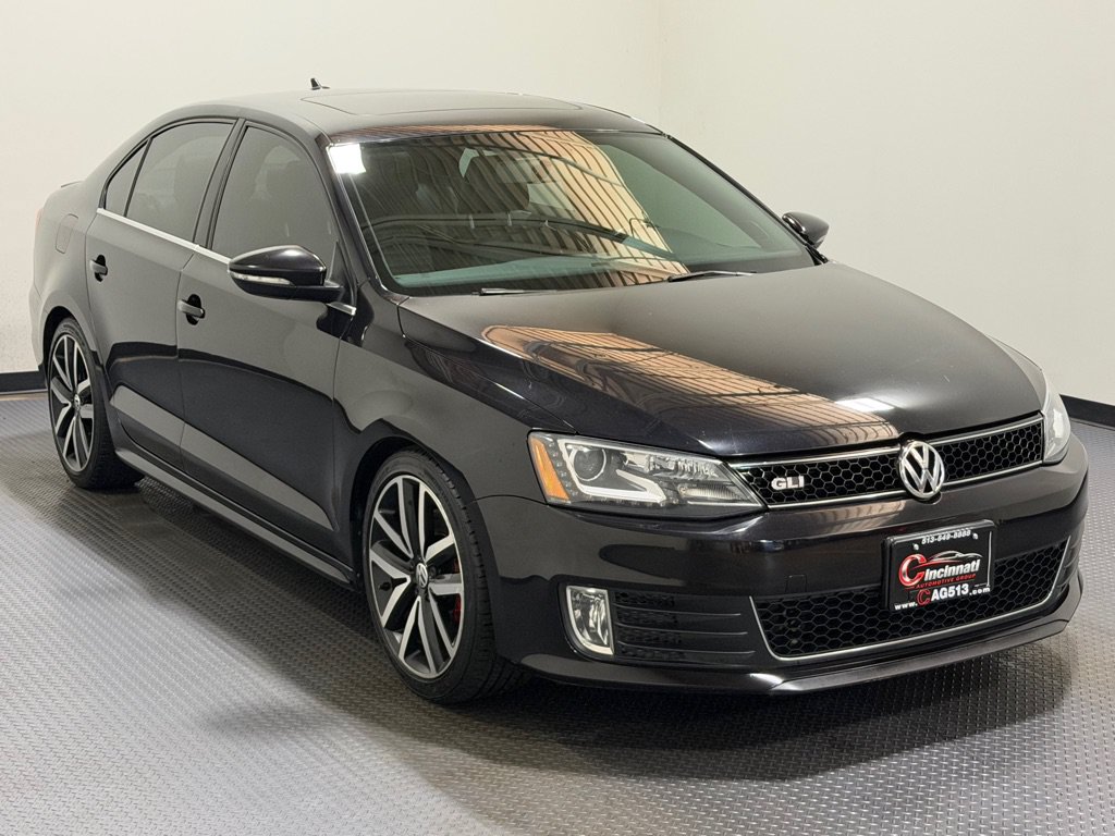 Used 2014 Volkswagen Jetta GLI Autobahn FWD image 4