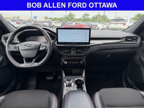 Used 2025 Ford Escape ST-Line w/ Equipment Group 301A FWD image 11