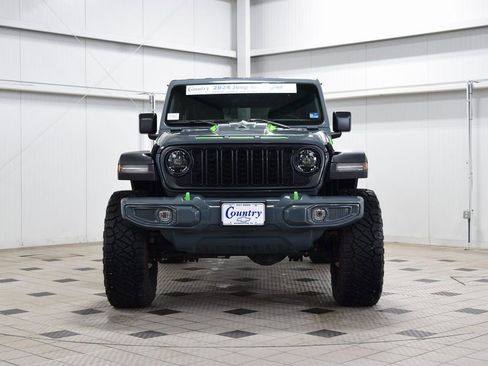 Used 2024 Jeep Wrangler Unlimited Rubicon w/ Safety Group AWD/4WD image 2