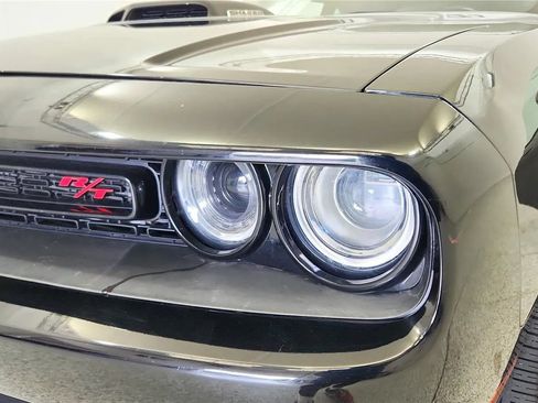 Used 2016 Dodge Challenger R/T RWD image 14