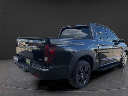 Used 2017 Honda Ridgeline Sport image 5