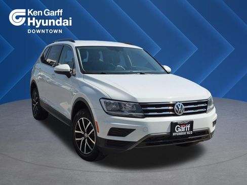Used 2021 Volkswagen Tiguan SE AWD/4WD image 1