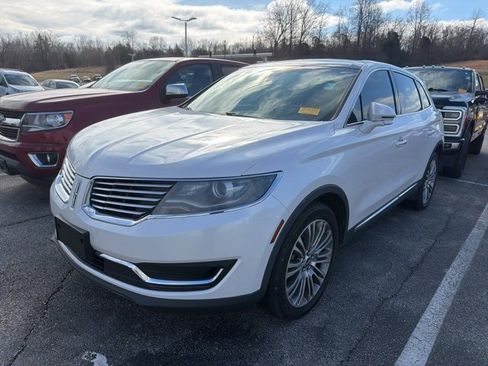 Used 2017 Lincoln MKX Reserve w/ Lincoln MKX Climate Package image 2