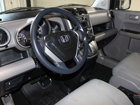 Used 2011 Honda Element LX image 13