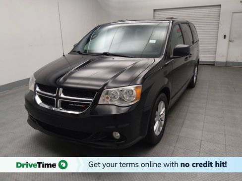 Used 2018 Dodge Grand Caravan SXT FWD image 1