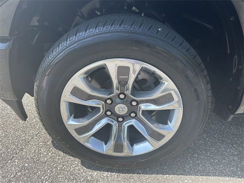 Used 2023 RAM 1500 Limited w/ Body Color Bumper Group image 11