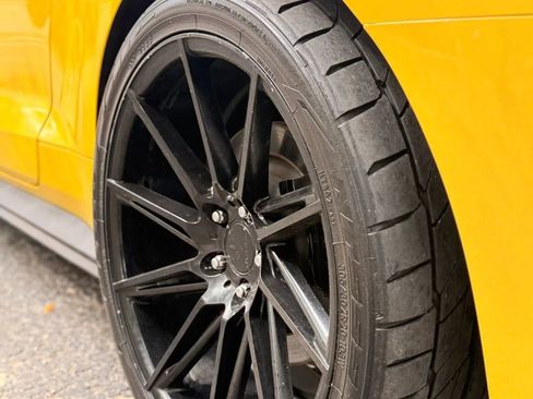 Used 2016 Ford Mustang GT Premium RWD image 11