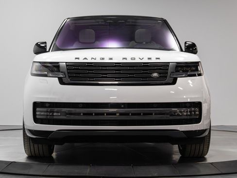 Used 2023 Land Rover Range Rover Long Wheelbase Autobiography image 44