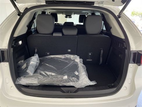 Certified 2025 MAZDA CX-90 3.3 Turbo w/ Preferred Package image 15