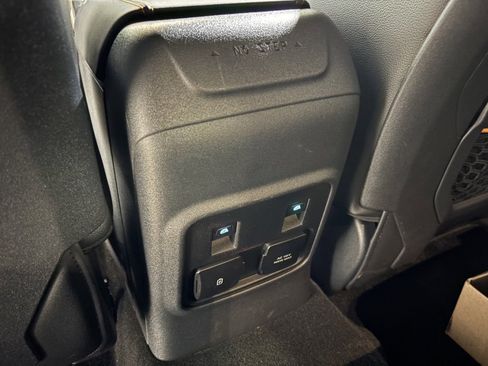 Certified 2024 Ford Bronco Badlands image 27