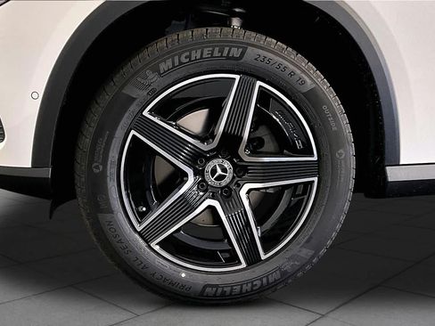 New 2026 Mercedes-Benz GLC 300 4MATIC image 17