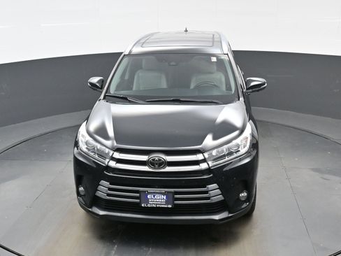 Used 2017 Toyota Highlander Limited Platinum image 43
