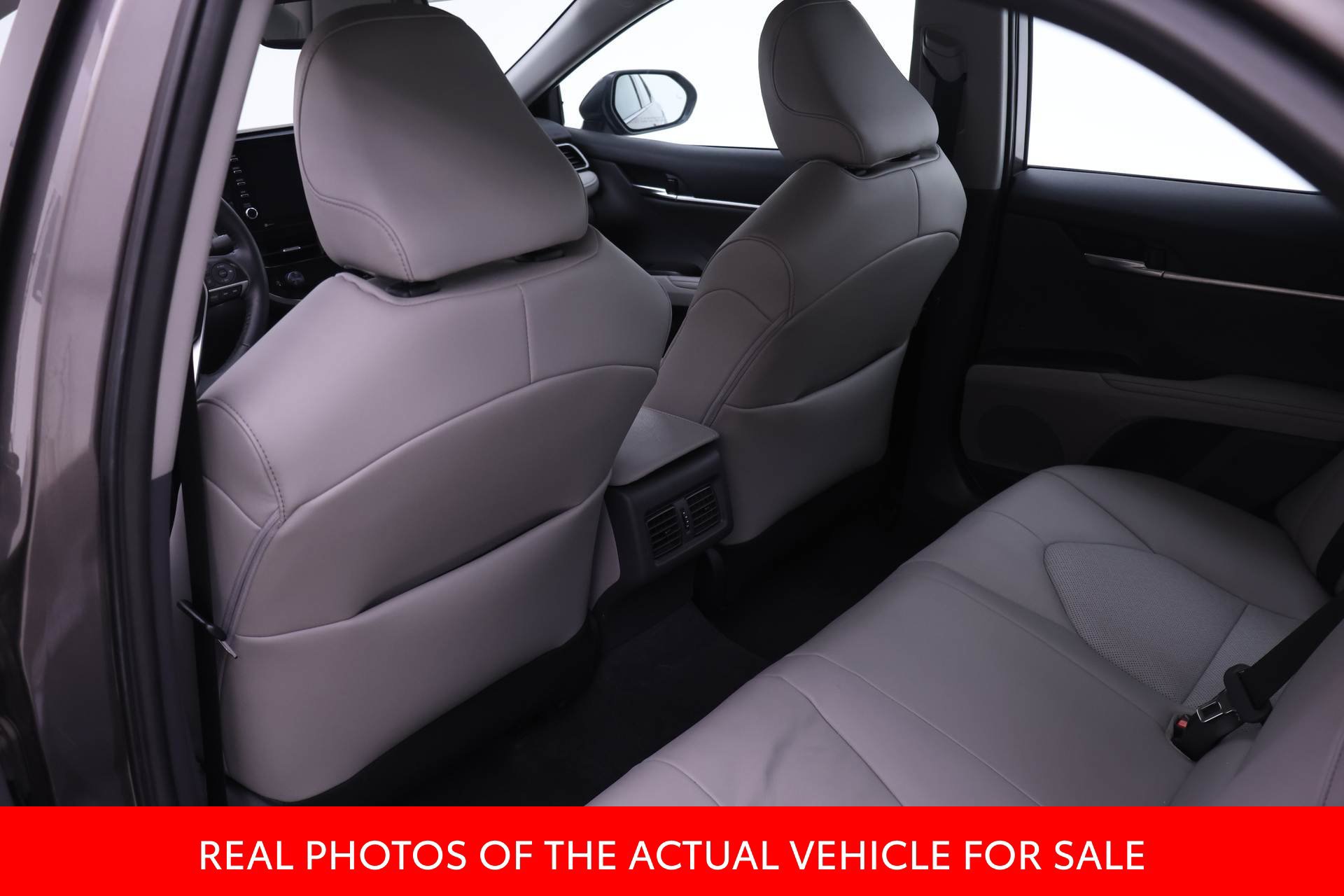 Certified 2022 Toyota Camry XLE w/ Cold Weather Package FWD image 11