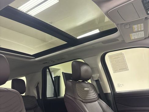 New 2026 Ford Expedition Max Platinum w/ Platinum Ultimate Package AWD/4WD image 42