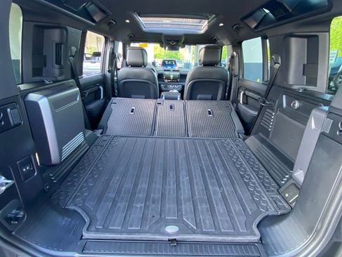 Used 2024 Land Rover Defender 110 Carpathian Edition image 29