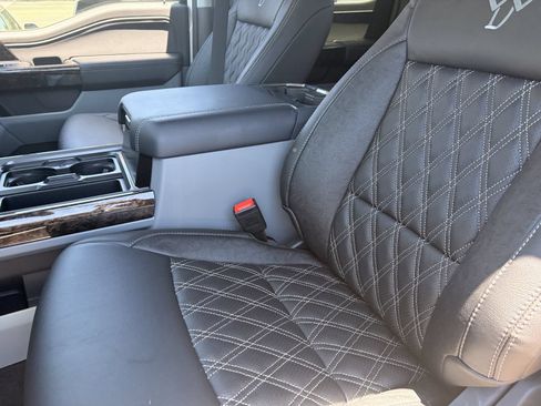 New 2026 Ford F250 XLT w/ XLT Premium Package AWD/4WD image 19