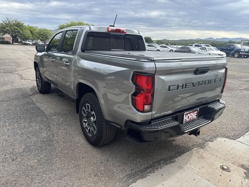 Used 2024 Chevrolet Colorado Z71 w/ Z71 Convenience Package 2 AWD/4WD image 2