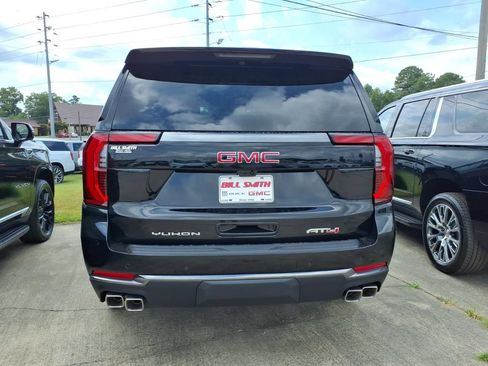 New 2026 GMC Yukon AT4 w/ AT4 Premium Plus Package AWD/4WD image 5