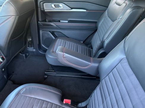 New 2026 Ford Explorer ST-Line RWD image 12
