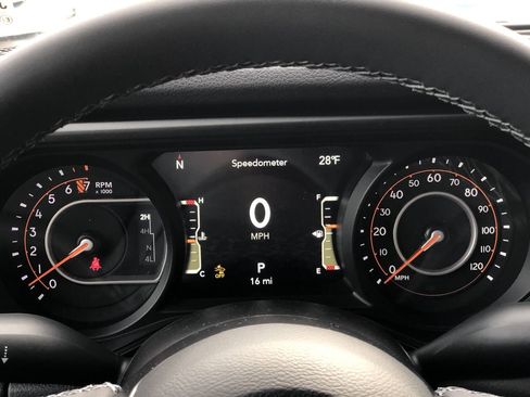 New 2026 Jeep Gladiator Willys image 16