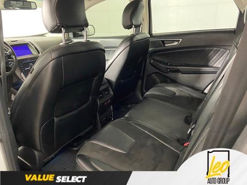 Used 2015 Ford Edge Sport w/ Equipment Group 401A AWD/4WD image 17