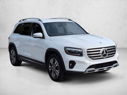 Certified 2026 Mercedes-Benz GLB 250 image 3