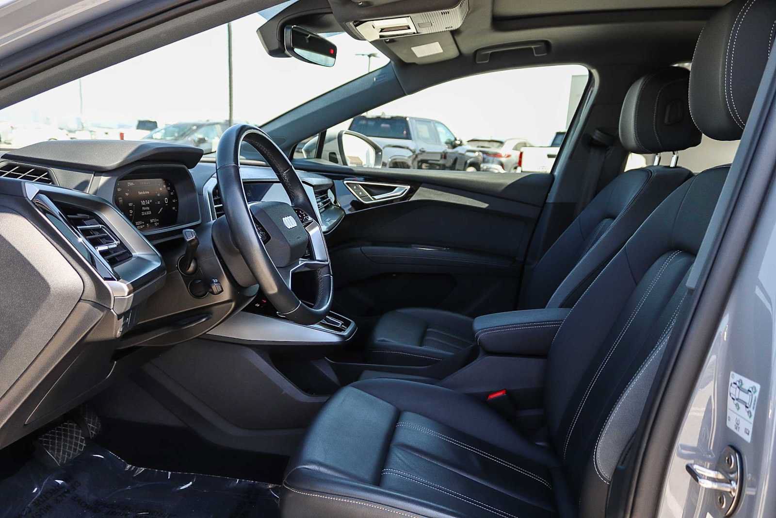 Used 2023 Audi Q4 e-tron Premium w/ Convenience Package RWD image 23