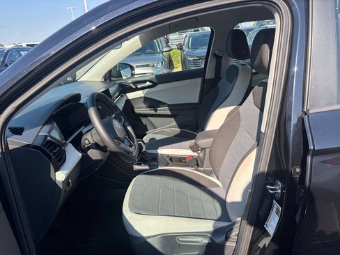 Used 2026 Volkswagen Taos S FWD image 24