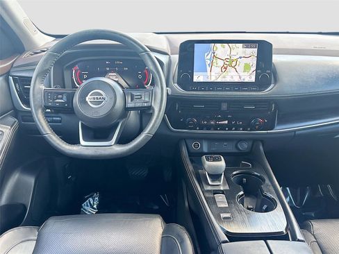 Used 2021 Nissan Rogue Platinum image 26