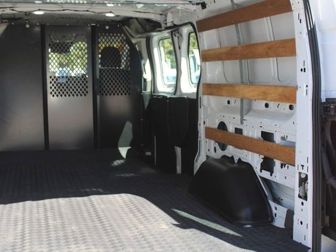 Used 2022 Ford Transit 250 Low Roof w/ Exterior Upgrade Package image 26