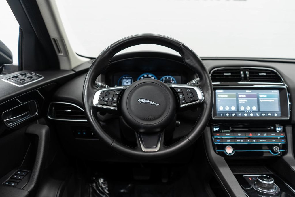 Used 2018 Jaguar F-PACE Prestige AWD/4WD image 13