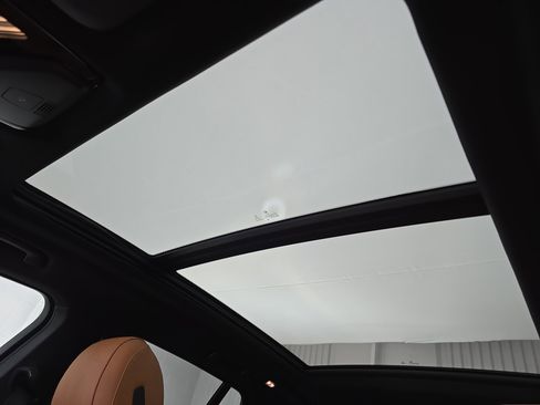 Used 2023 BMW X5 xDrive40i w/ Premium Package image 30