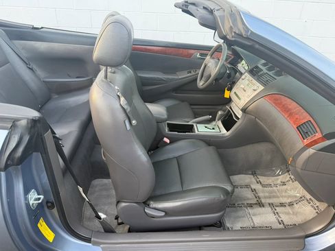 Used 2006 Toyota Solara SLE image 12