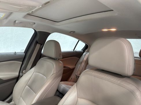 Used 2016 Chevrolet Cruze Premier image 18