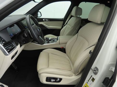 Certified 2023 BMW X5 xDrive45e w/ Executive Package image 19