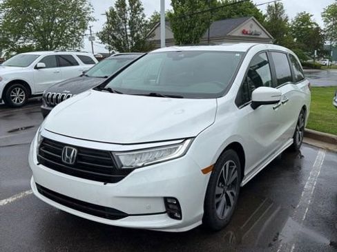 Used 2021 Honda Odyssey Touring image 1