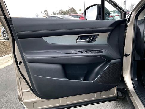 New 2026 Nissan Murano SL image 10