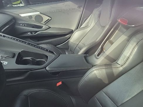 Used 2021 Chevrolet Corvette Stingray Preferred Conv w/ Z51 Performance Package image 22